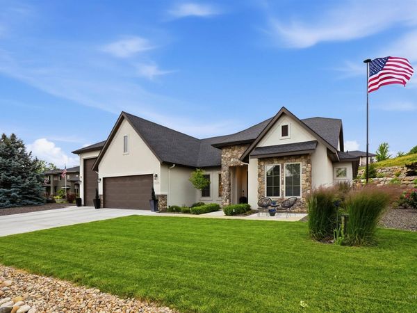 7030 Southern Vista Ct, Star, ID 83669