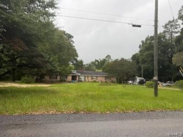 5613 Henry Road , Eight Mile, AL 36613