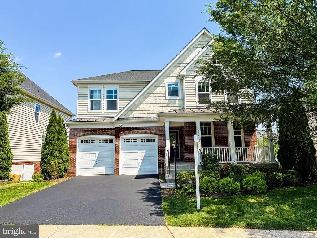 23612 RICHLAND GROVE DRIVE, BRAMBLETON, VA 20148