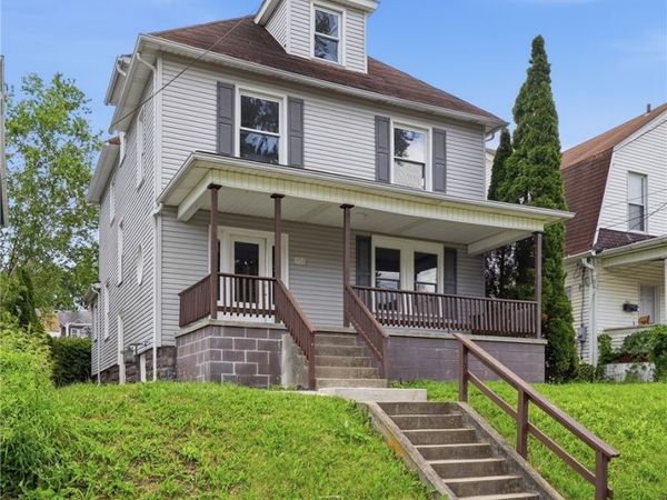 926 Morton St , New Castle, PA 16101