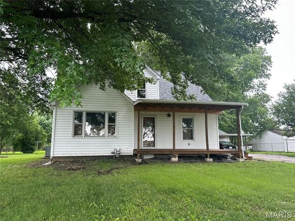 3520 Lake Drive , Granite City, IL 62040