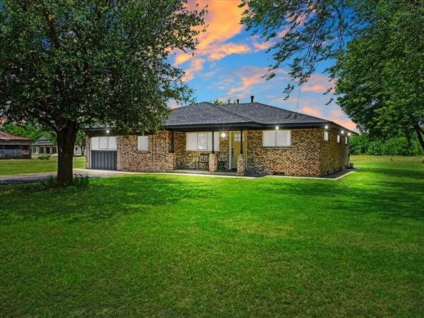 4938 County Road 4410 , Commerce, TX 75428