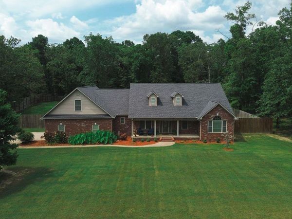 104 Parkway Square , Pearcy, AR 71964