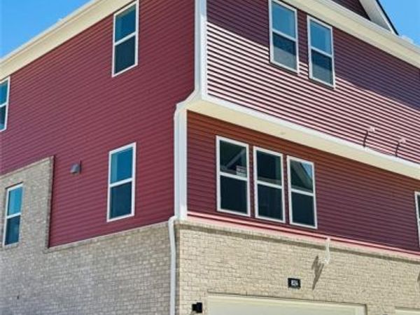 824 Huntley Lane, Troy, MI 48085
