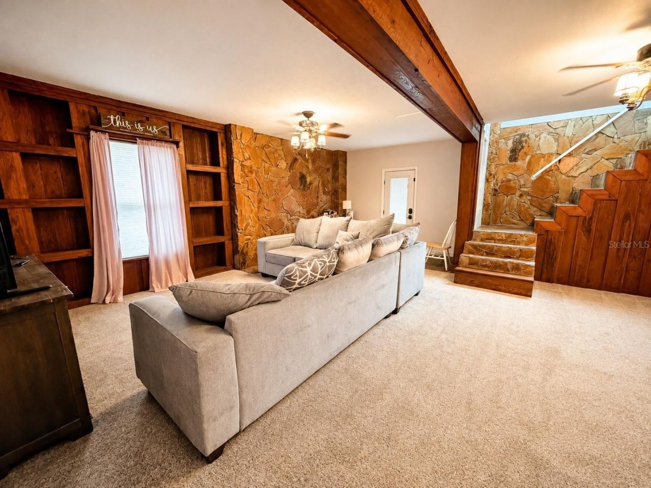 9100 Debbie Lane , Hudson, FL 34669 Photo