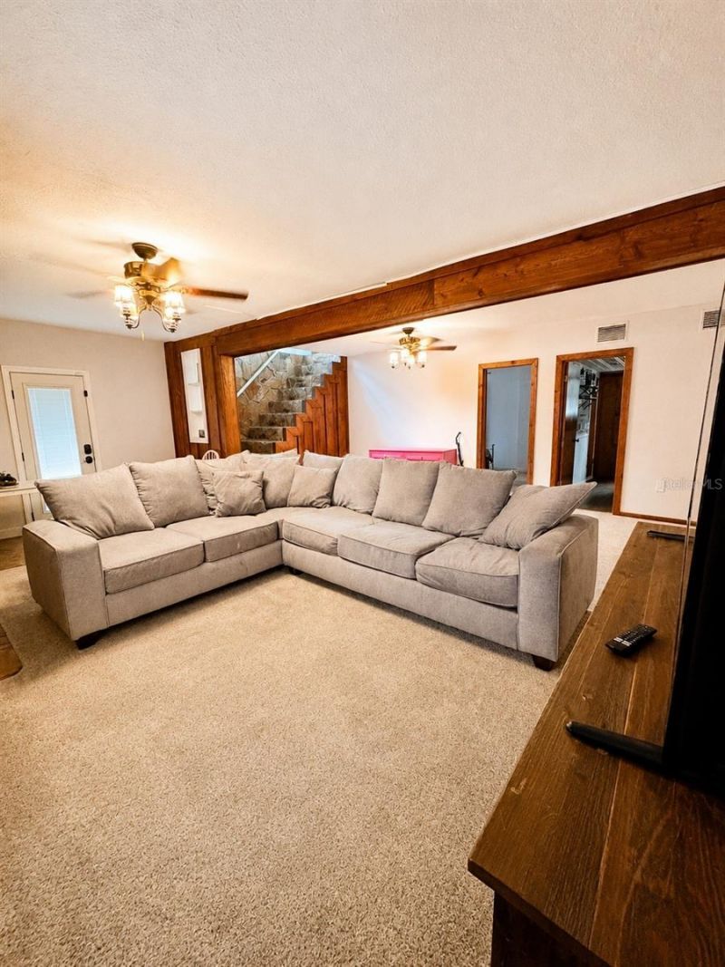 9100 Debbie Lane , Hudson, FL 34669 Photo