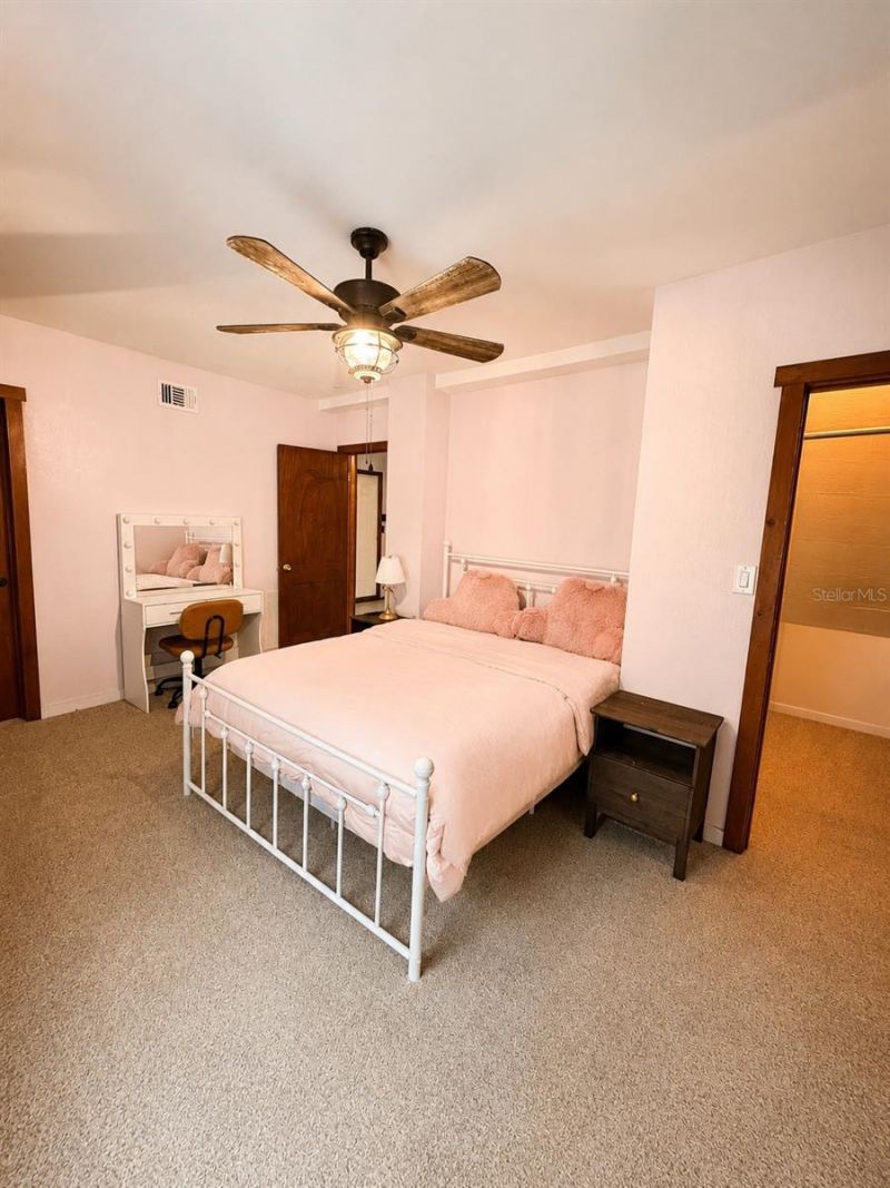 9100 Debbie Lane , Hudson, FL 34669 Photo