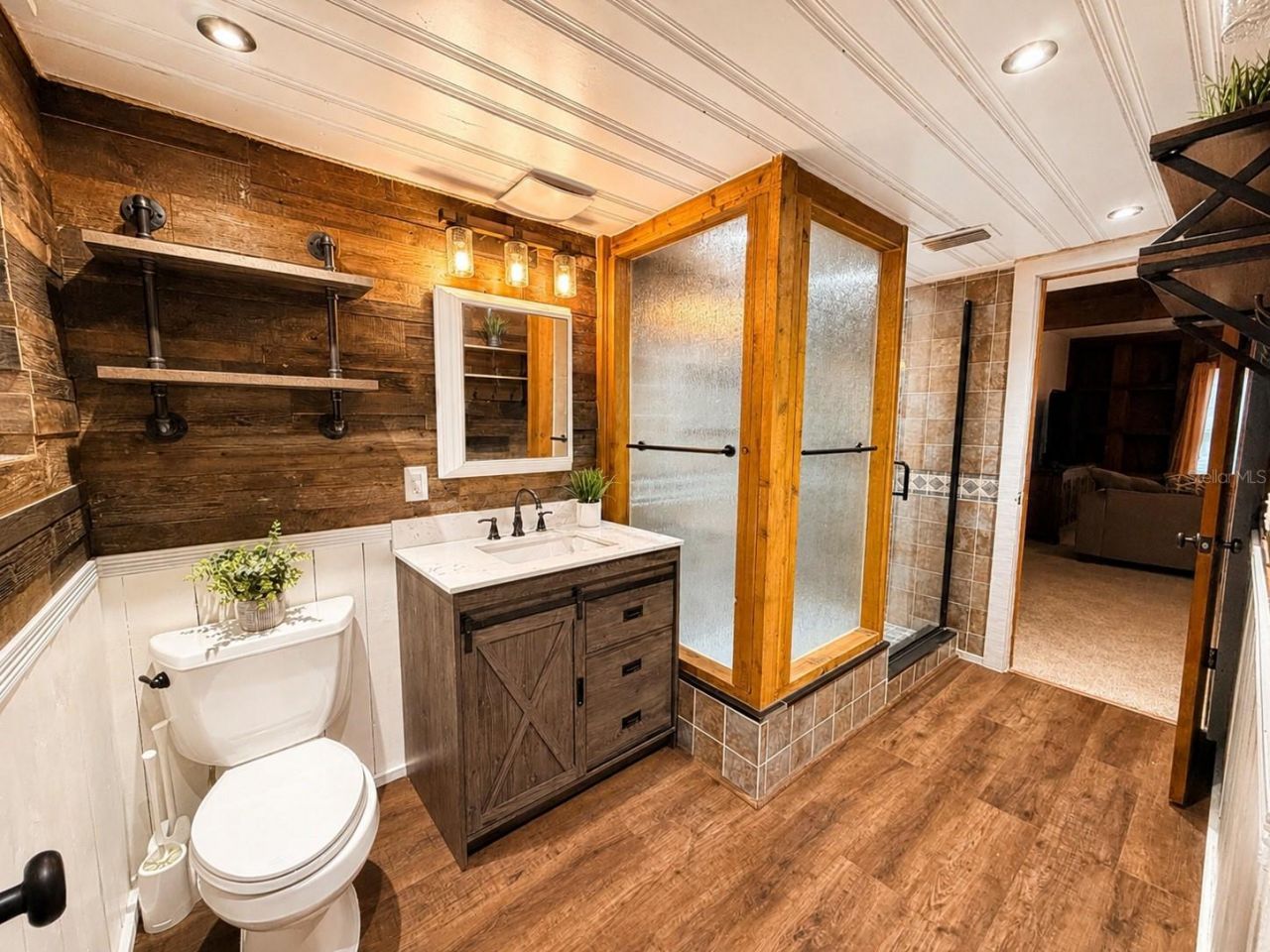 9100 Debbie Lane , Hudson, FL 34669 Photo