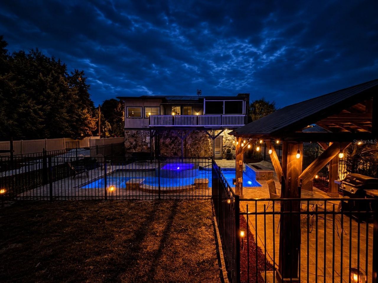 9100 Debbie Lane , Hudson, FL 34669 Photo