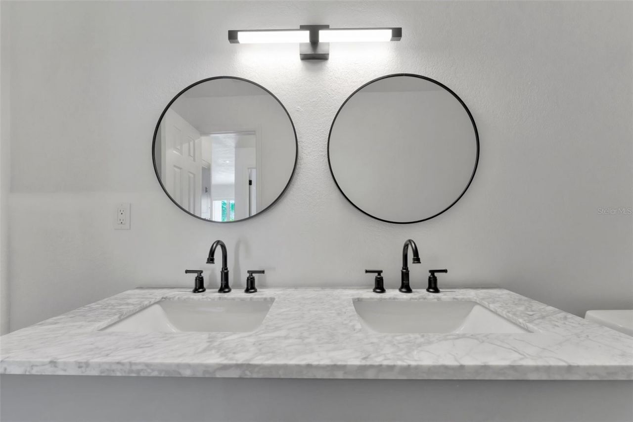 592 100th Avenue N, Unit 201, Saint Petersburg, FL 33702 Photo