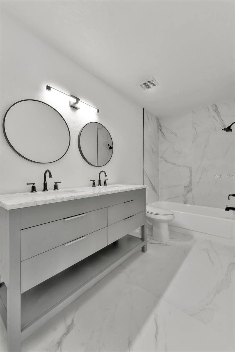 592 100th Avenue N, Unit 201, Saint Petersburg, FL 33702 Photo