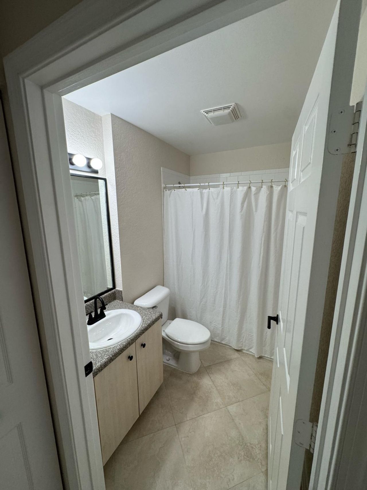 1803 N Flagler Drive, Unit 212, West Palm Beach, FL 33407 Photo