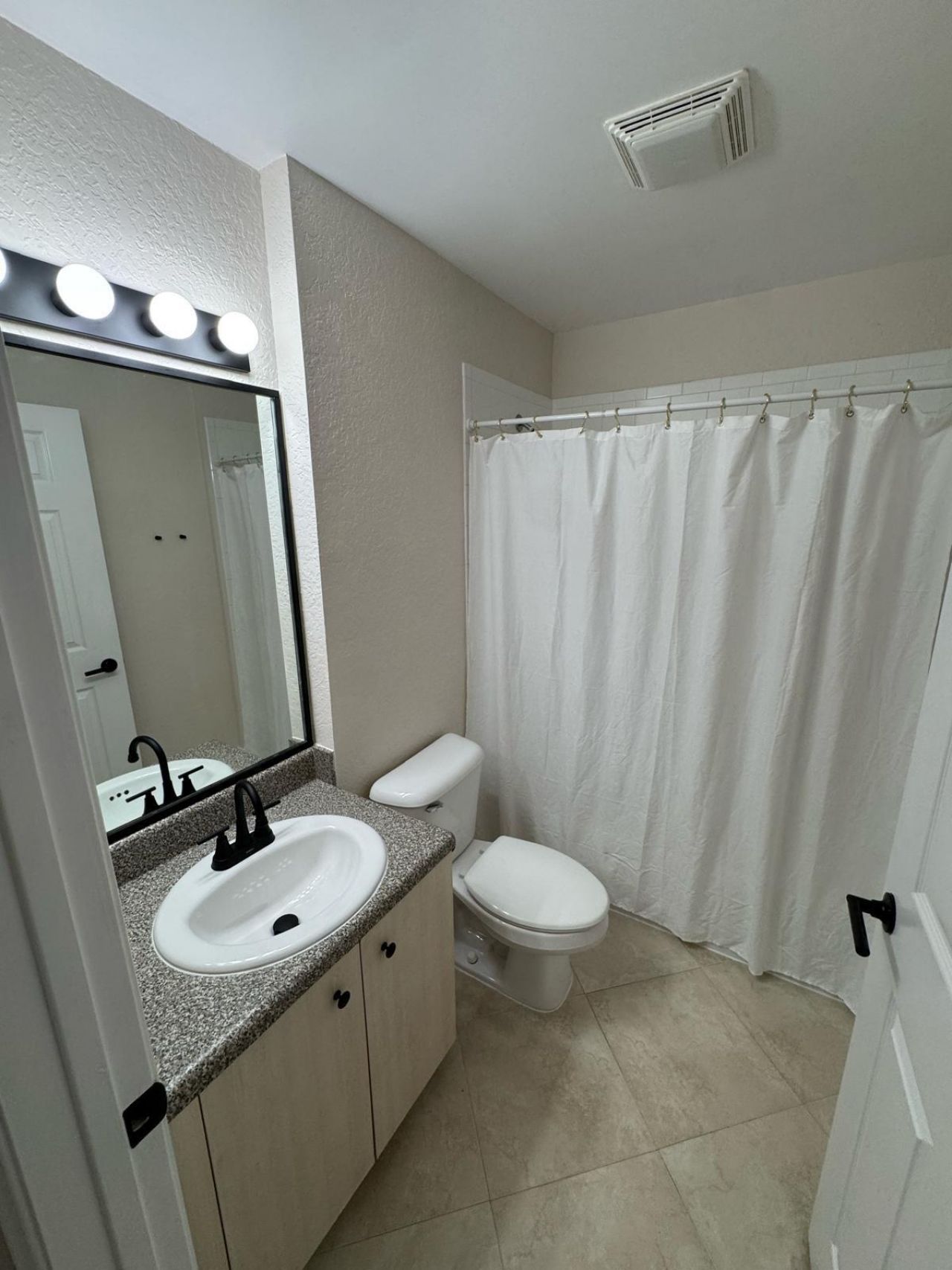 1803 N Flagler Drive, Unit 212, West Palm Beach, FL 33407 Photo