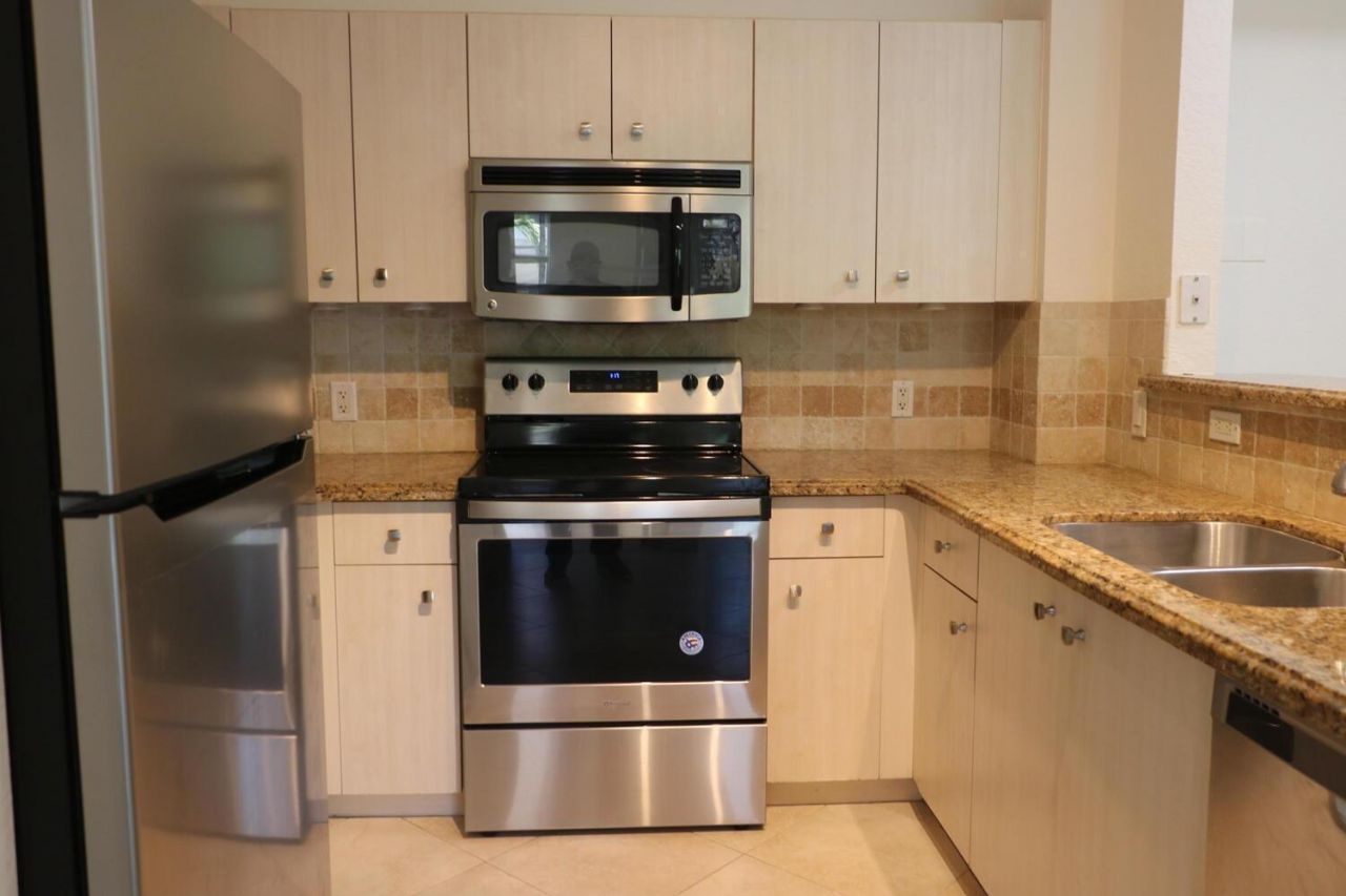 1803 N Flagler Drive, Unit 212, West Palm Beach, FL 33407 Photo