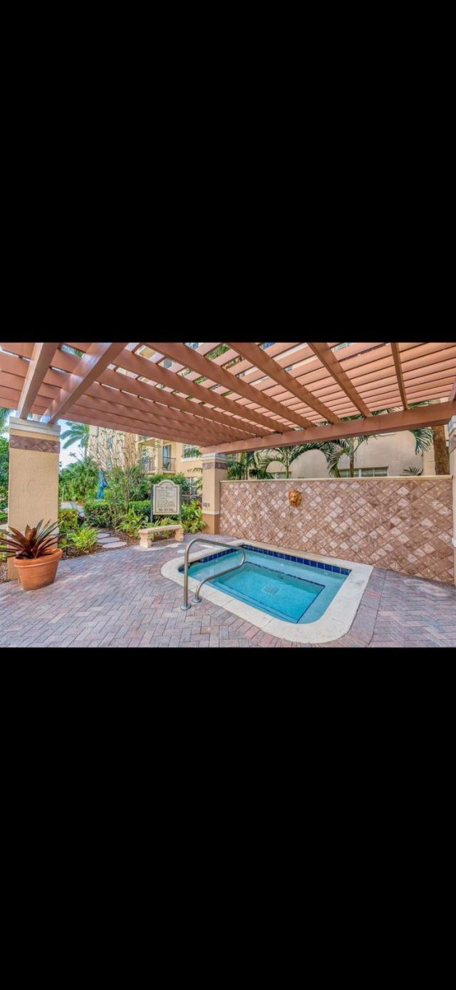 1803 N Flagler Drive, Unit 212, West Palm Beach, FL 33407 Photo