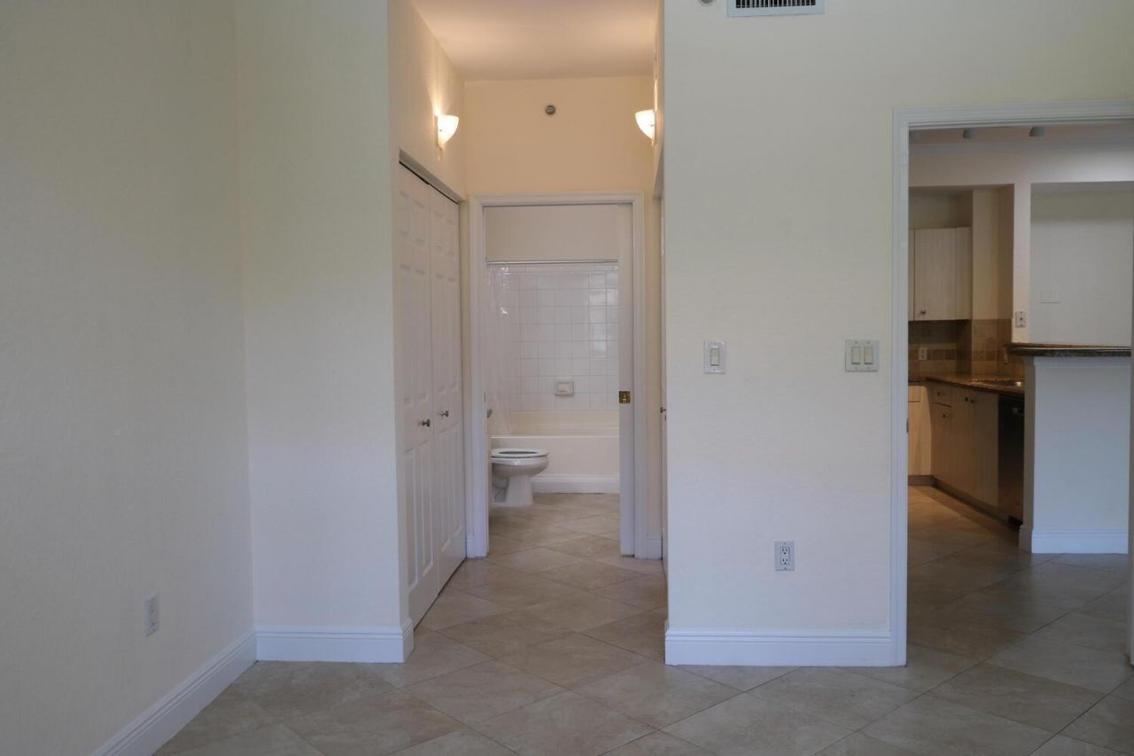 1803 N Flagler Drive, Unit 212, West Palm Beach, FL 33407 Photo