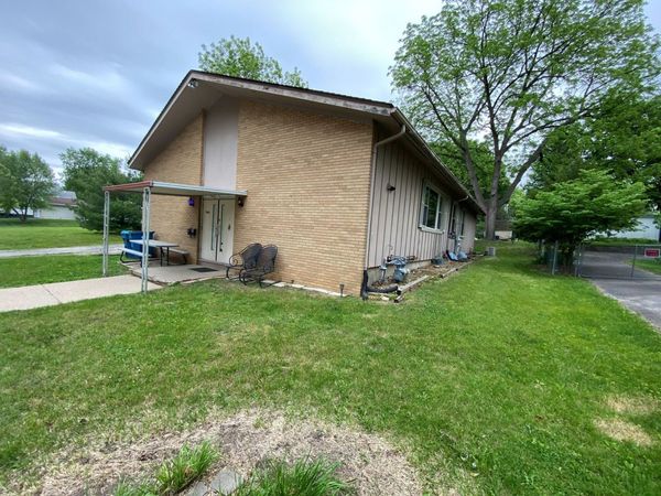 1004 Hemlock Avenue , Dixon, IL 61021