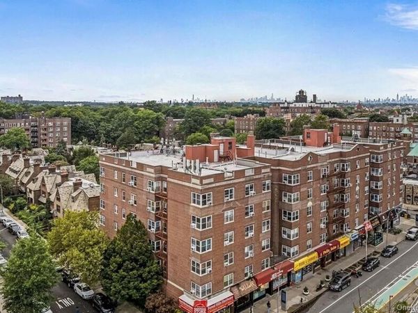 111-45 76th drive , Unit F2, Forest Hills, NY 11375