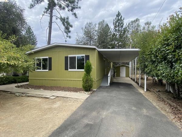 10956 Green St, Columbia, CA 95370