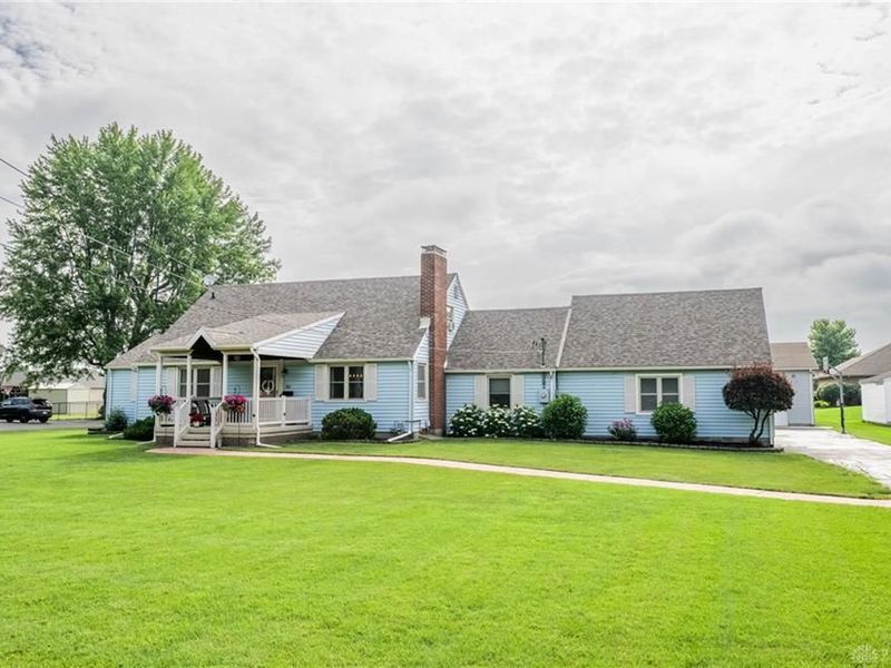 501 N Main Street, Twin Township, OH 45304 Photo 3