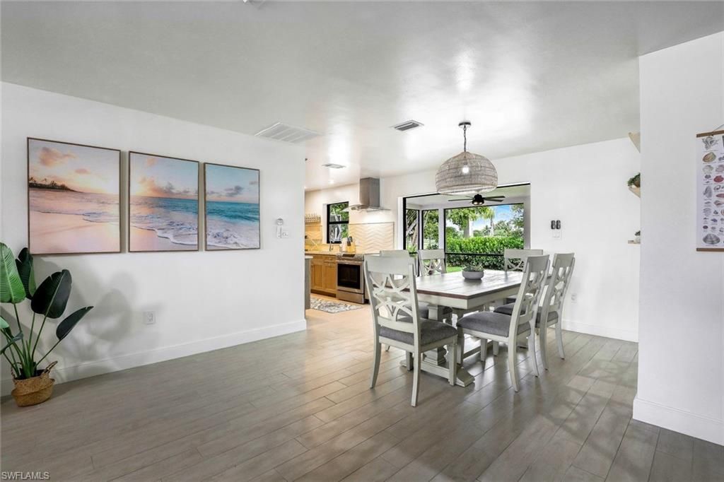 387 S Heathwood Dr , Marco Island, FL 34145 Photo