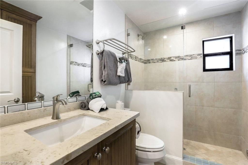 387 S Heathwood Dr , Marco Island, FL 34145 Photo