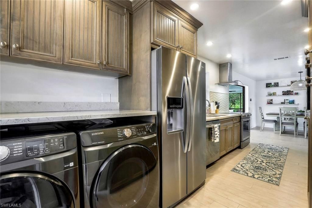 387 S Heathwood Dr , Marco Island, FL 34145 Photo