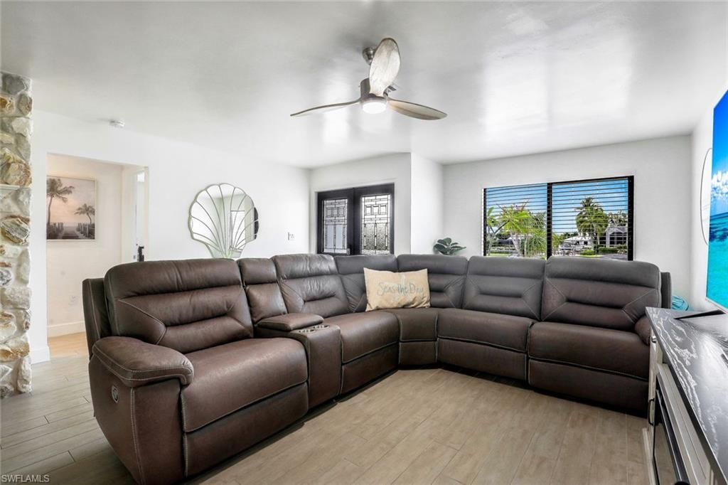 387 S Heathwood Dr , Marco Island, FL 34145 Photo