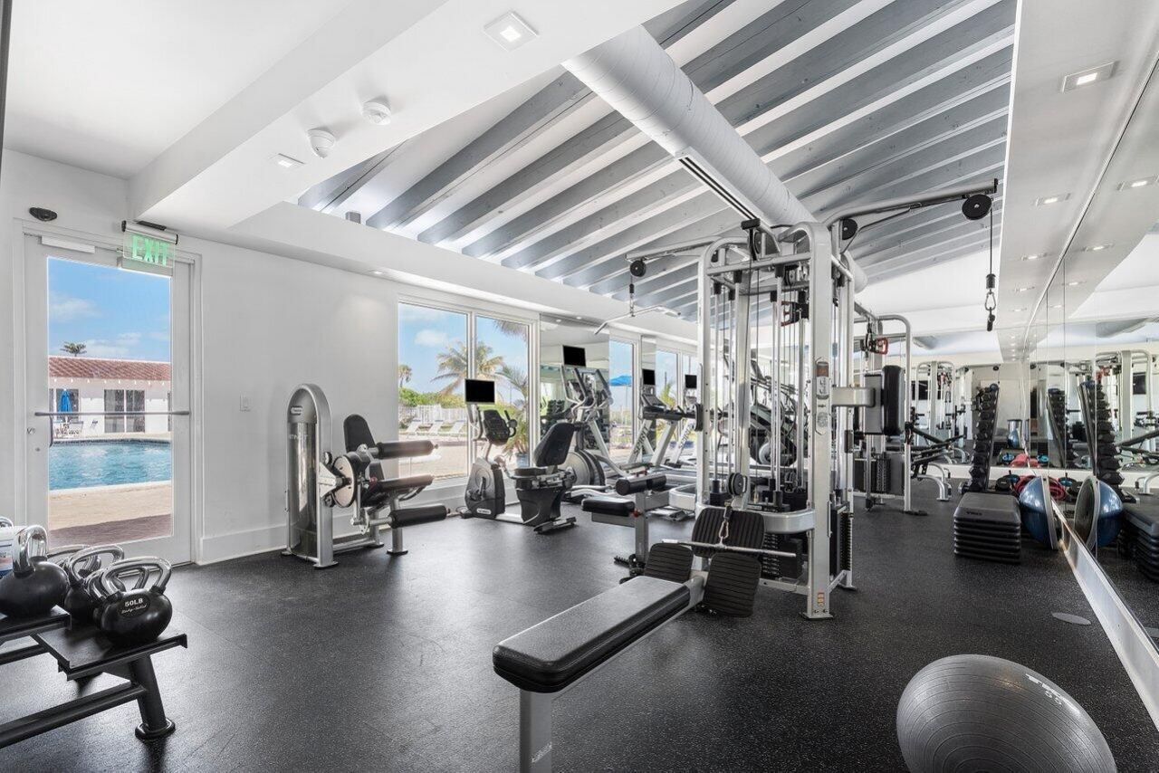2457 Collins Avenue, Unit 504, Miami Beach, FL 33140 Photo