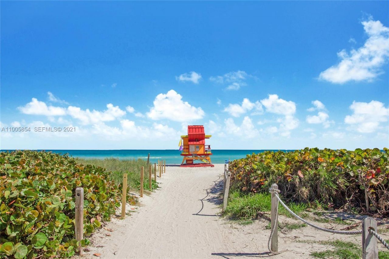 2457 Collins Avenue, Unit 504, Miami Beach, FL 33140 Photo
