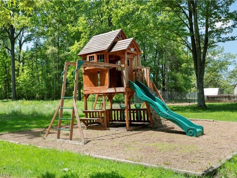 1139 Bristol Champion Townline Road NW, Champion, OH 44402 Photo 30