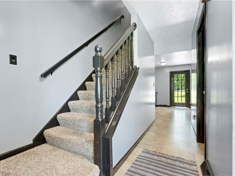 1139 Bristol Champion Townline Road NW, Champion, OH 44402 Photo 8