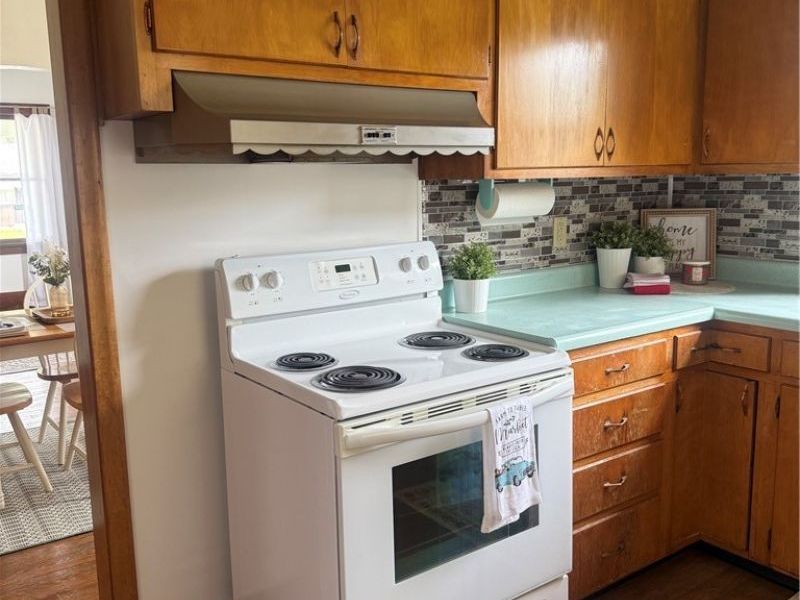 1130 3rd Street NW, New Philadelphia, OH 44663 Photo 11