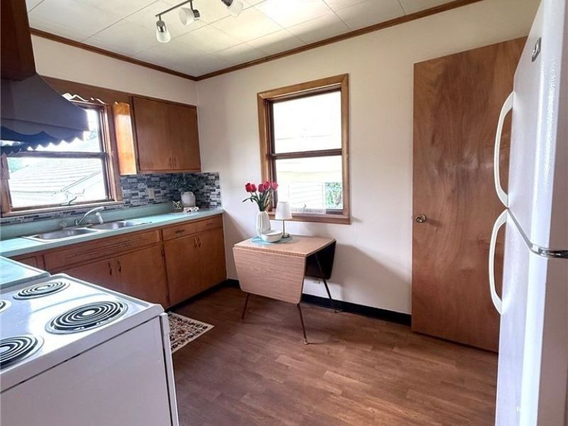 1130 3rd Street NW, New Philadelphia, OH 44663 Photo 12