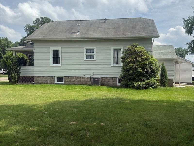 1130 3rd Street NW, New Philadelphia, OH 44663 Photo 6