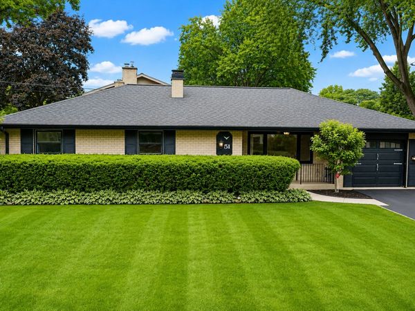 51 E Heron Drive , Palatine, IL 60067