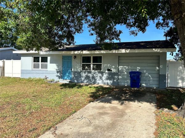 6126 58TH STREET N, KENNETH CITY, FL 33709