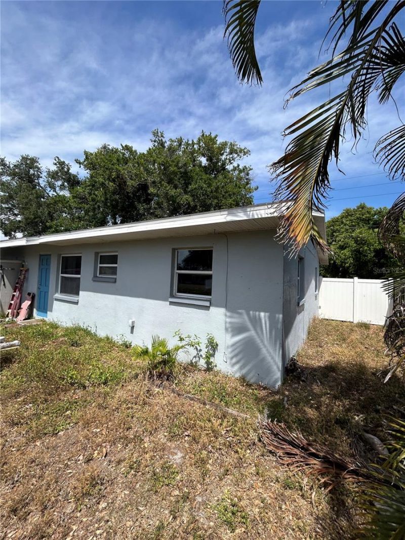 6126 58th Street N, Kenneth City, FL 33709 Photo