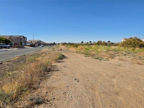 0 Pearmain, Adelanto, CA 92301