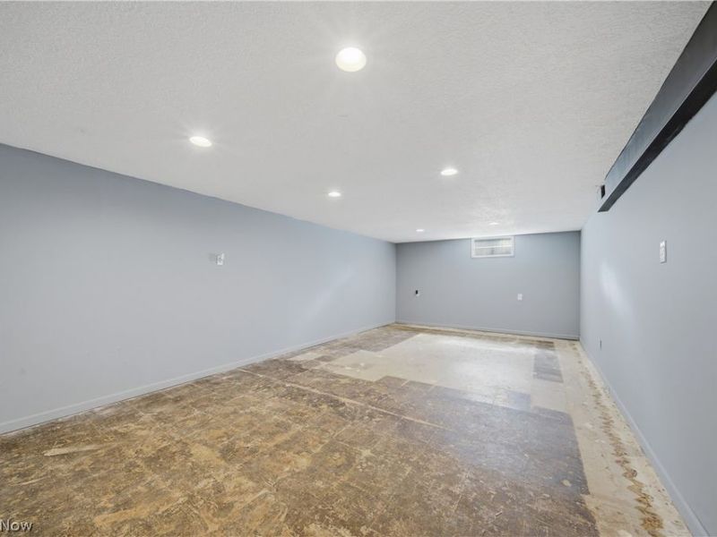 3825 34th Street NE, Canton, OH 44705 Photo 22