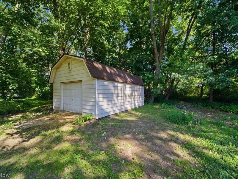 3825 34th Street NE, Canton, OH 44705 Photo 28