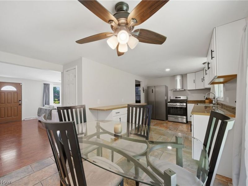3825 34th Street NE, Canton, OH 44705 Photo 9