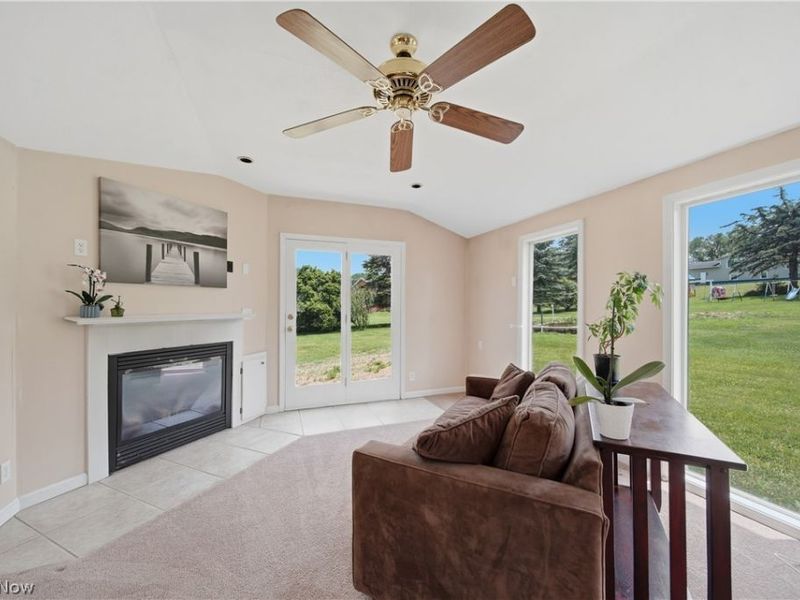 360 Dietz Avenue NE, East Canton, OH 44730 Photo 14