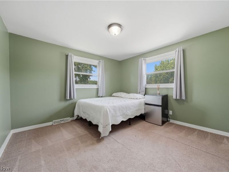 360 Dietz Avenue NE, East Canton, OH 44730 Photo 22