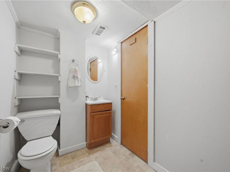 360 Dietz Avenue NE, East Canton, OH 44730 Photo 31