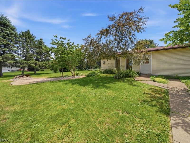 360 Dietz Avenue NE, East Canton, OH 44730 Photo 35