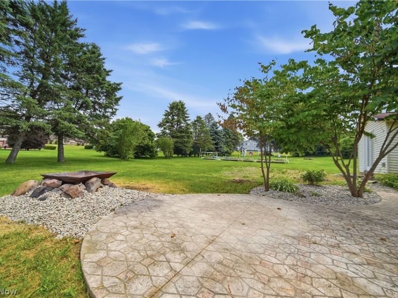 360 Dietz Avenue NE, East Canton, OH 44730 Photo 38