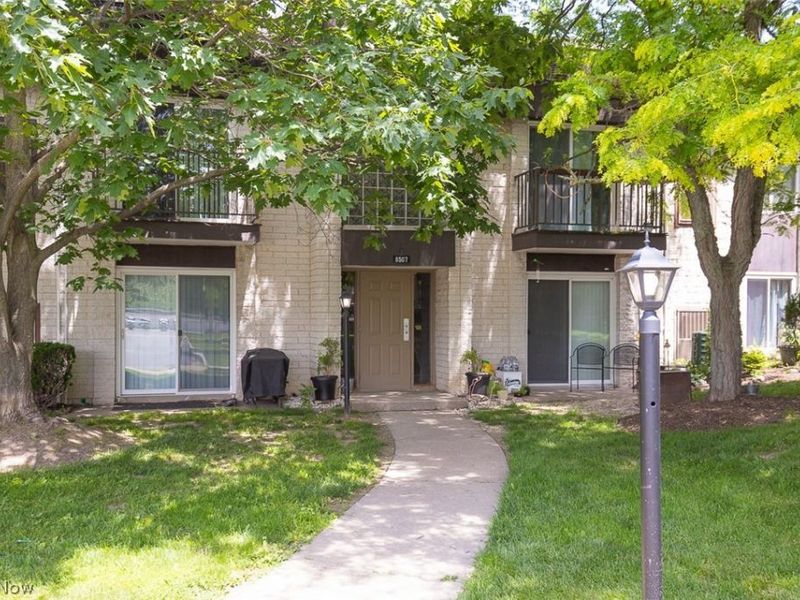 8507 N Akins , Unit 102, North Royalton, OH 44133 Photo 3