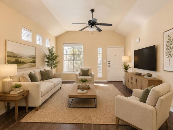 107 Creekside Villa DR, Kyle, TX 78640