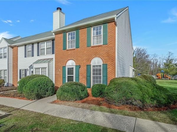 2 Goldsmith Court , Washingtonville, NY 10992